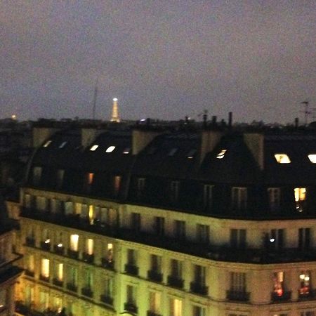 Amazing Eiffel Views At Cool Central Area Apartamento Paris Exterior foto